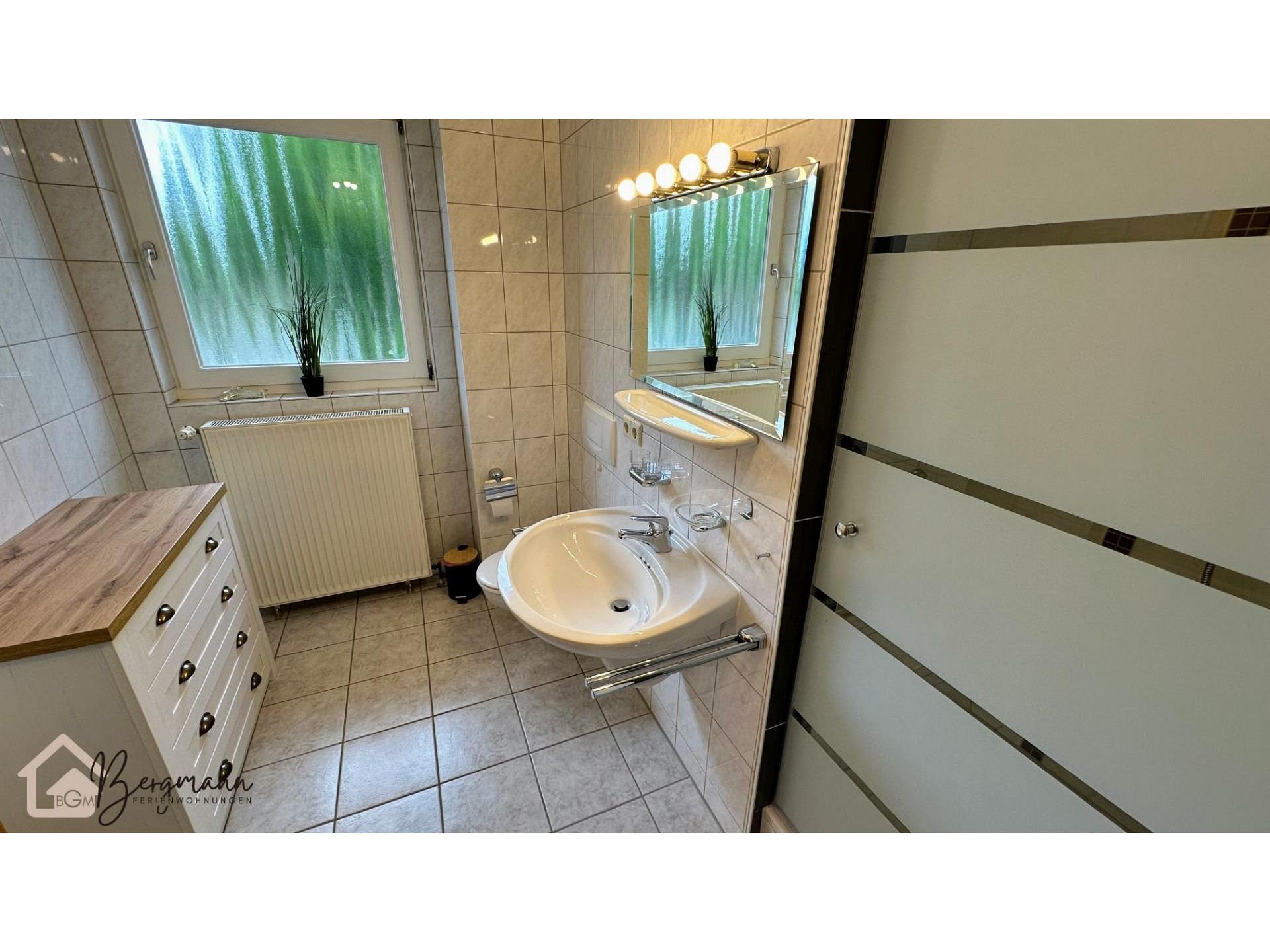 Ferienwohnung Bergmann 1 mit Balkon und Kamin Foto 8