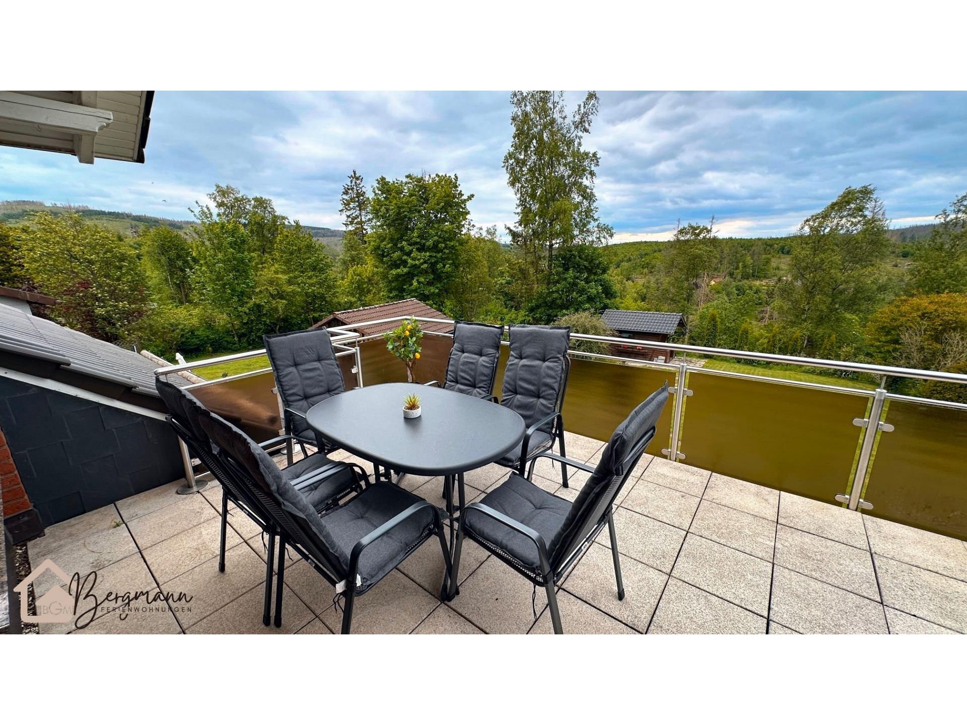 Ferienwohnung Bergmann 1 mit Balkon und Kamin Foto 9